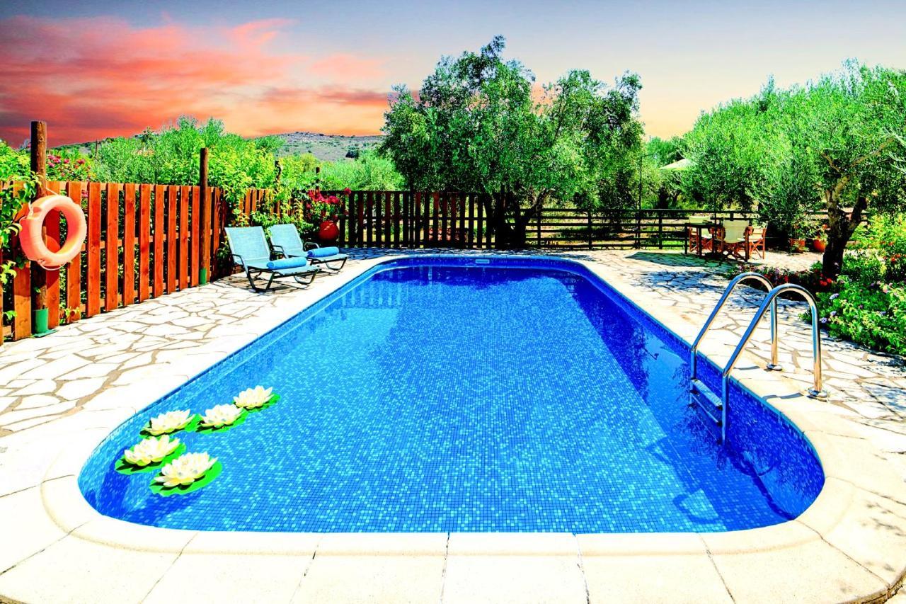 Sentido Villas Arménoi 외부 사진
